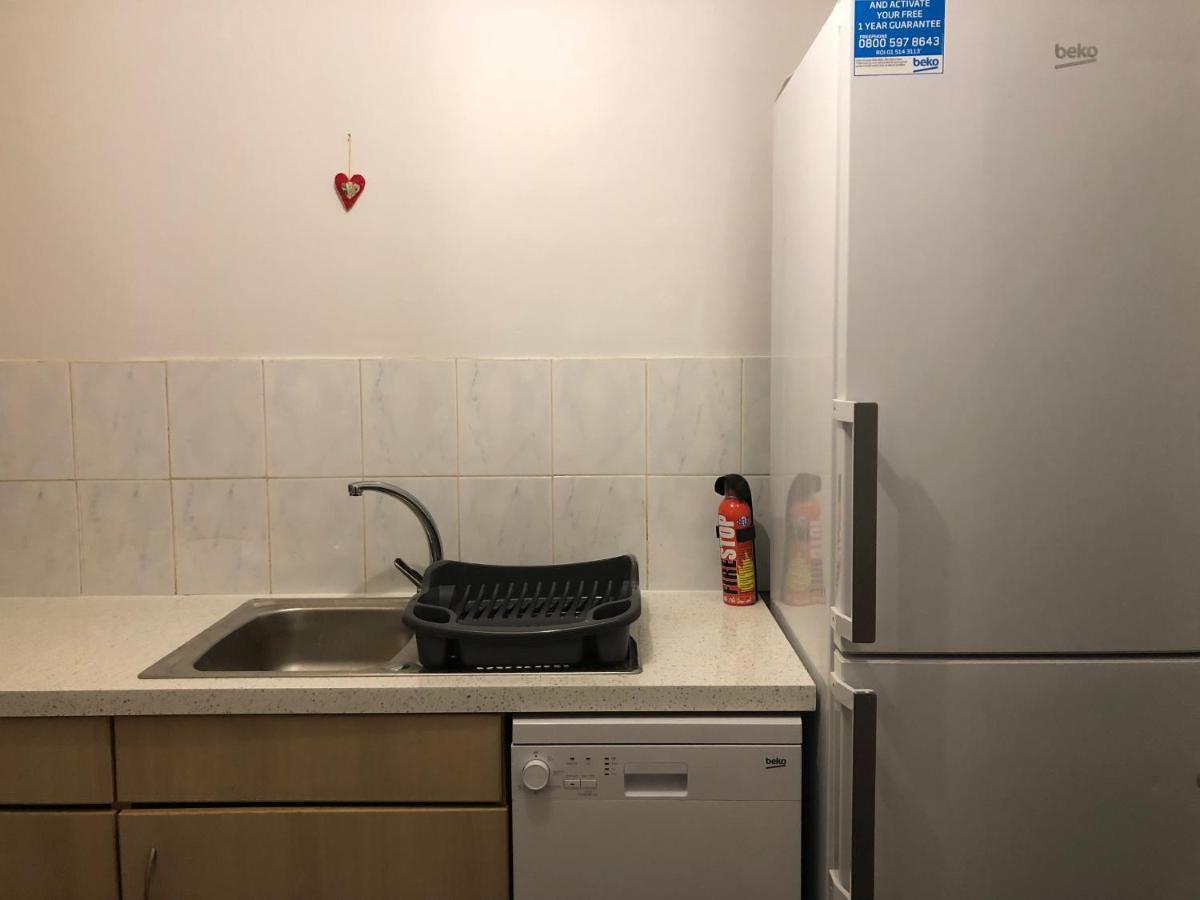 Thames View & Free Parking - Perfect Long Stay Workers Only London Exterior photo